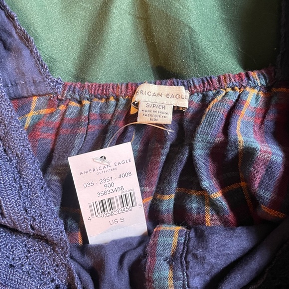 Flannel Crop Top - Picture 4 of 4